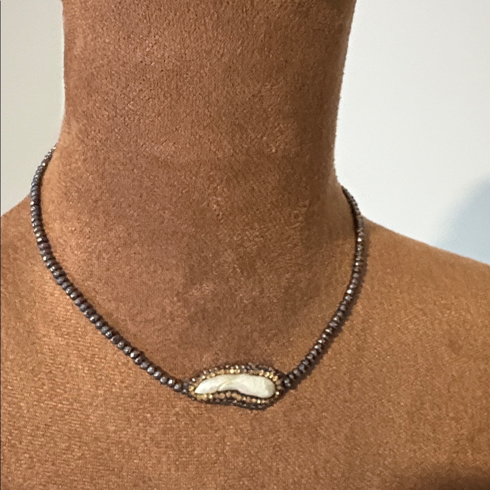 Lucas Lameth Elegant baroque pearl and sterling silver beaded necklace - Picture 5 of 7